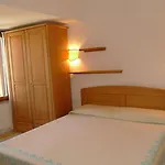 Capo Ceraso Family Apart Otel 3*