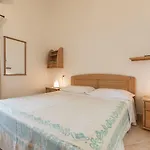 Capo Ceraso Family Apart Otel 3*