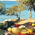 Capo Ceraso Family 3* Costa Corallina