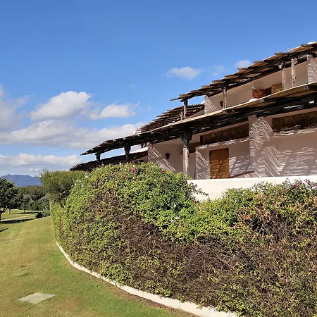 Aparthotel Capo Ceraso Family 4*