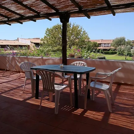 Apartmanhotel Capo Ceraso Family 3*