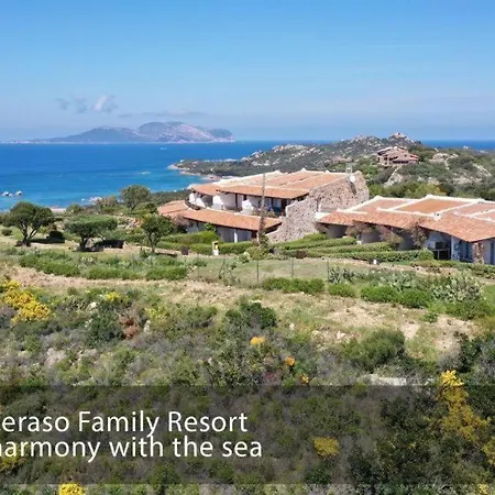 Capo Ceraso Family Apartmanhotel 3*
