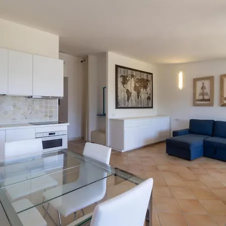 Apartmanhotel Capo Ceraso Family