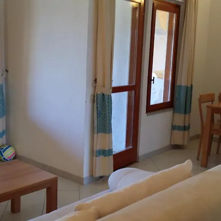 Apartmanhotel Capo Ceraso Family 3*