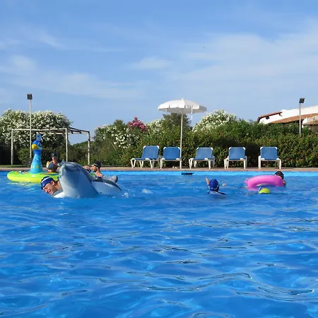 アパートホテル Capo Ceraso Family コスタ・コラッリナ