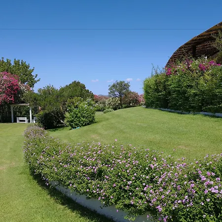 Capo Ceraso Family アパートホテル コスタ・コラッリナ