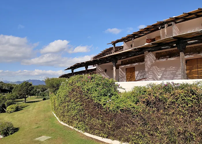Aparthotel Capo Ceraso Family 4*