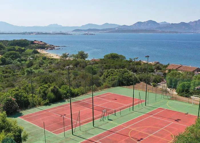 Aparthotel Capo Ceraso Family 4*